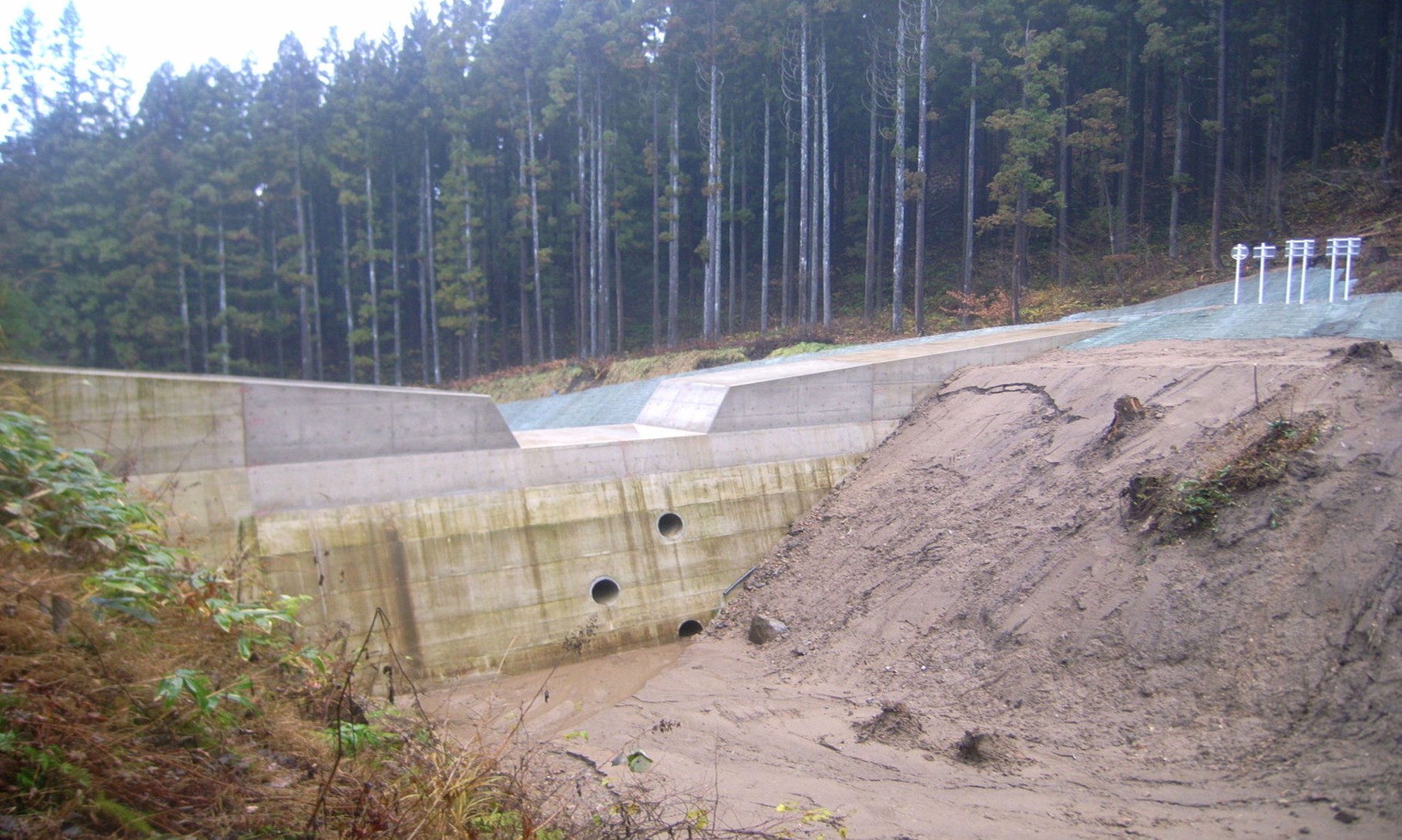 小町ケ入砂防堰堤工事