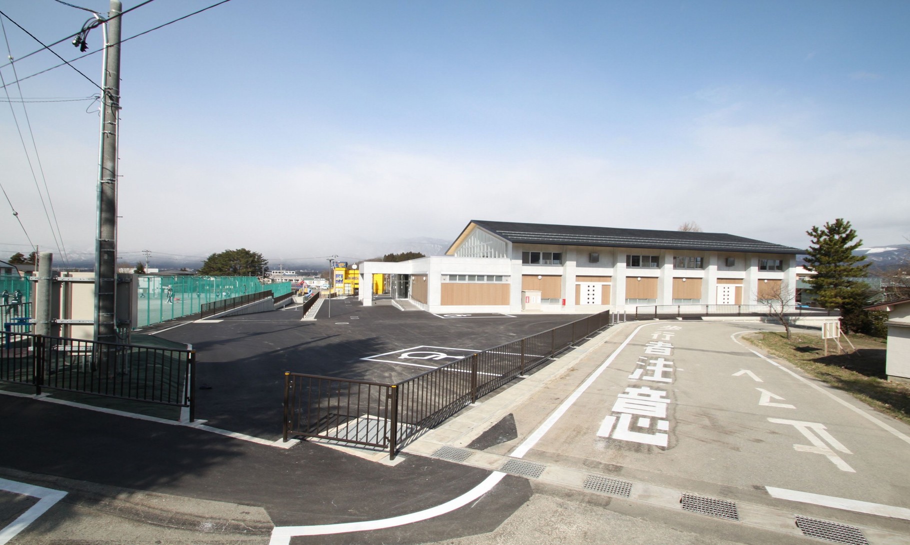 白鷹町武道館外構工事