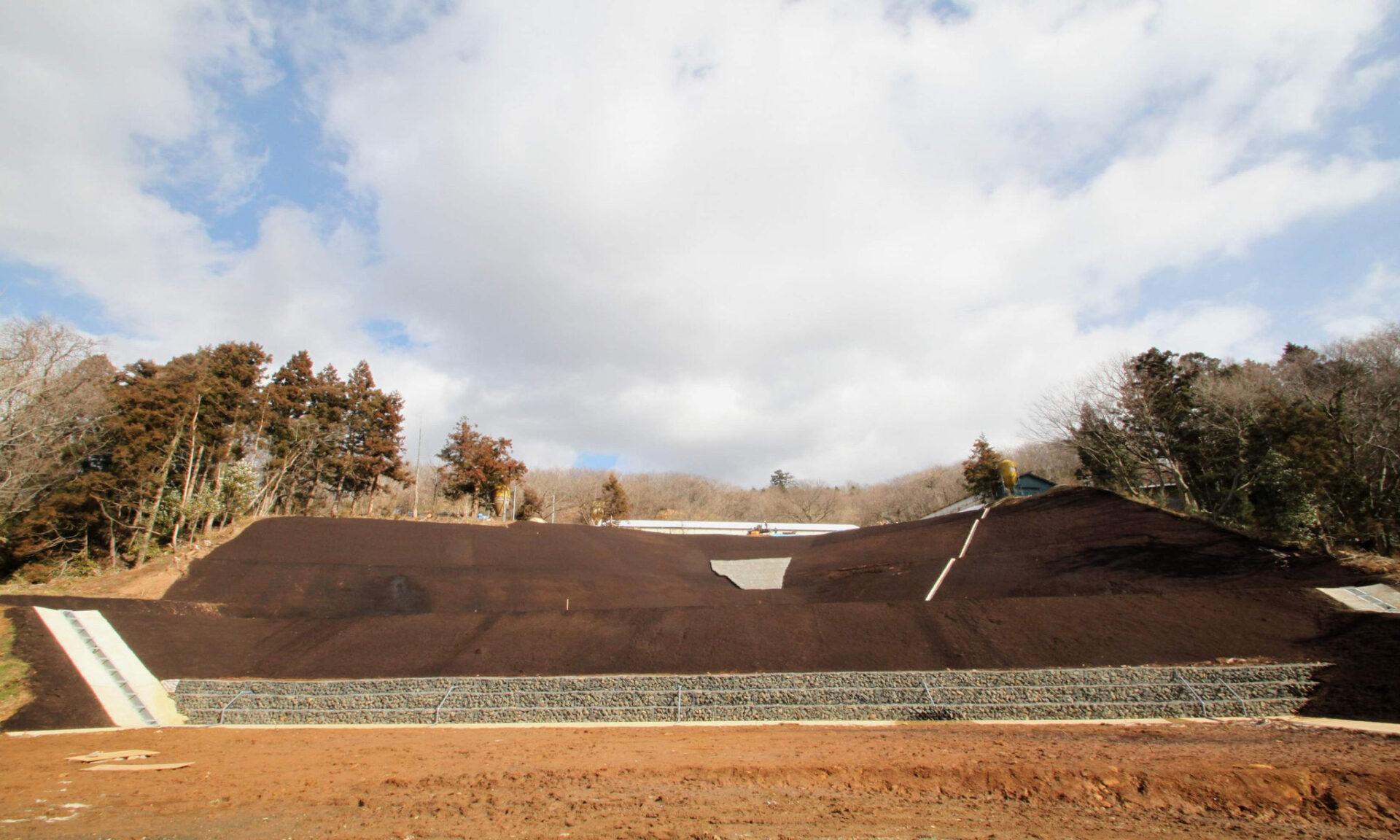 白石市越河平地すべり防止工事